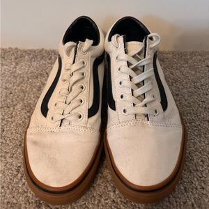 Cream/Tan/Black Vans